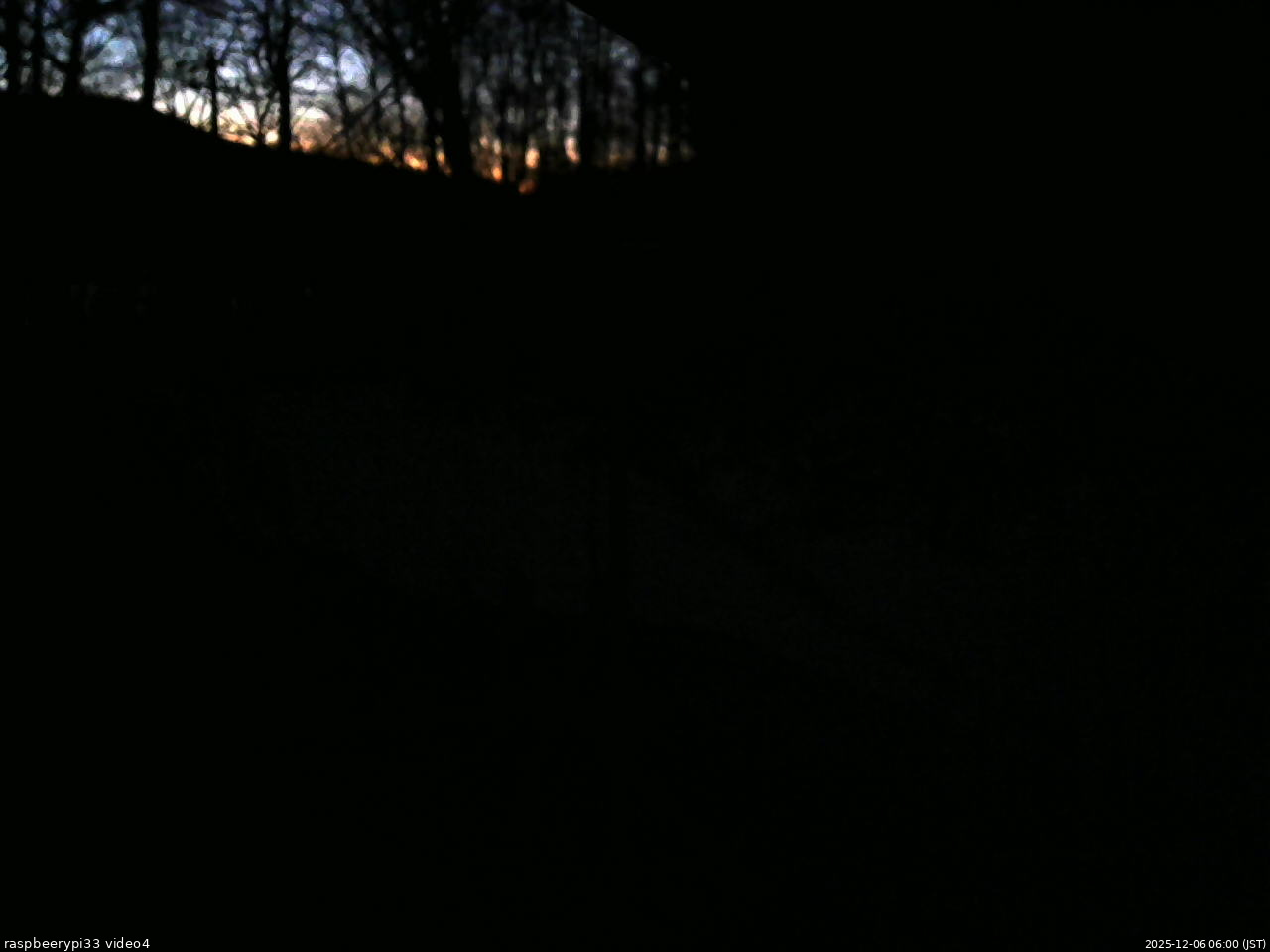 長野県菅平高原 ゆたか山荘 東側(坂下) 2025/12/06 06:00