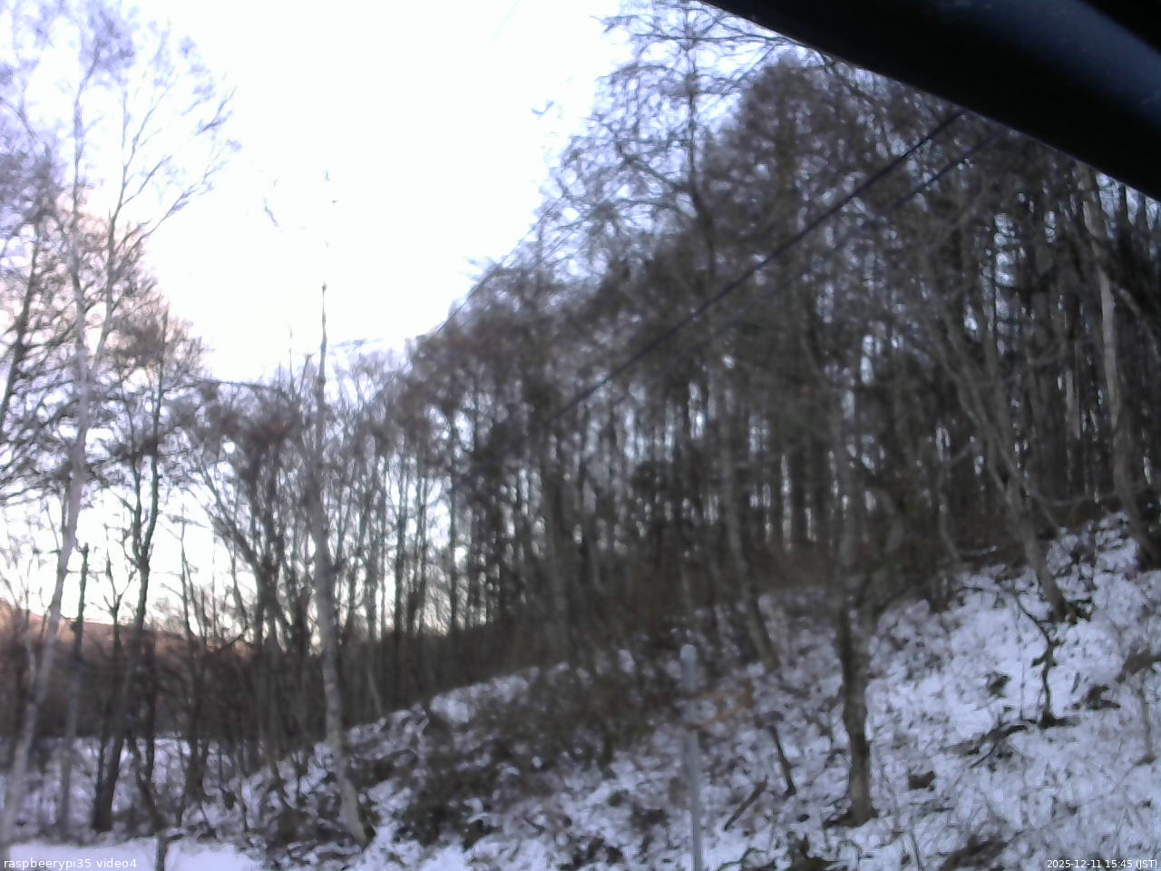 長野県菅平高原 ゆたか山荘 東側上空 2025/12/11 15:45