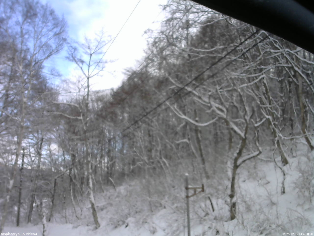長野県菅平高原 ゆたか山荘 東側上空 2025/12/15 14:45