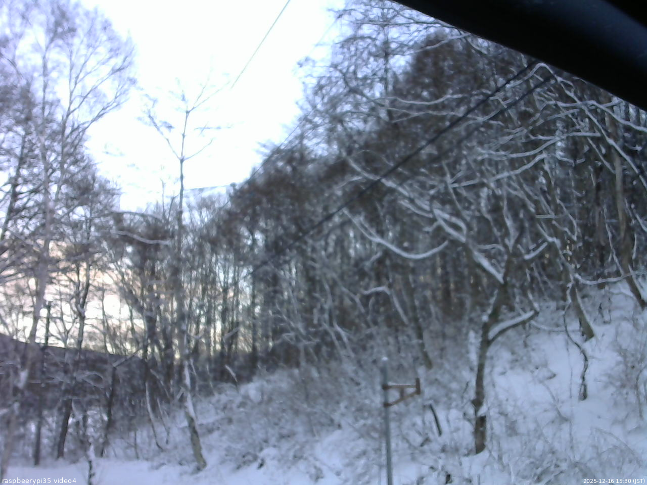 長野県菅平高原 ゆたか山荘 東側上空 2025/12/16 15:30