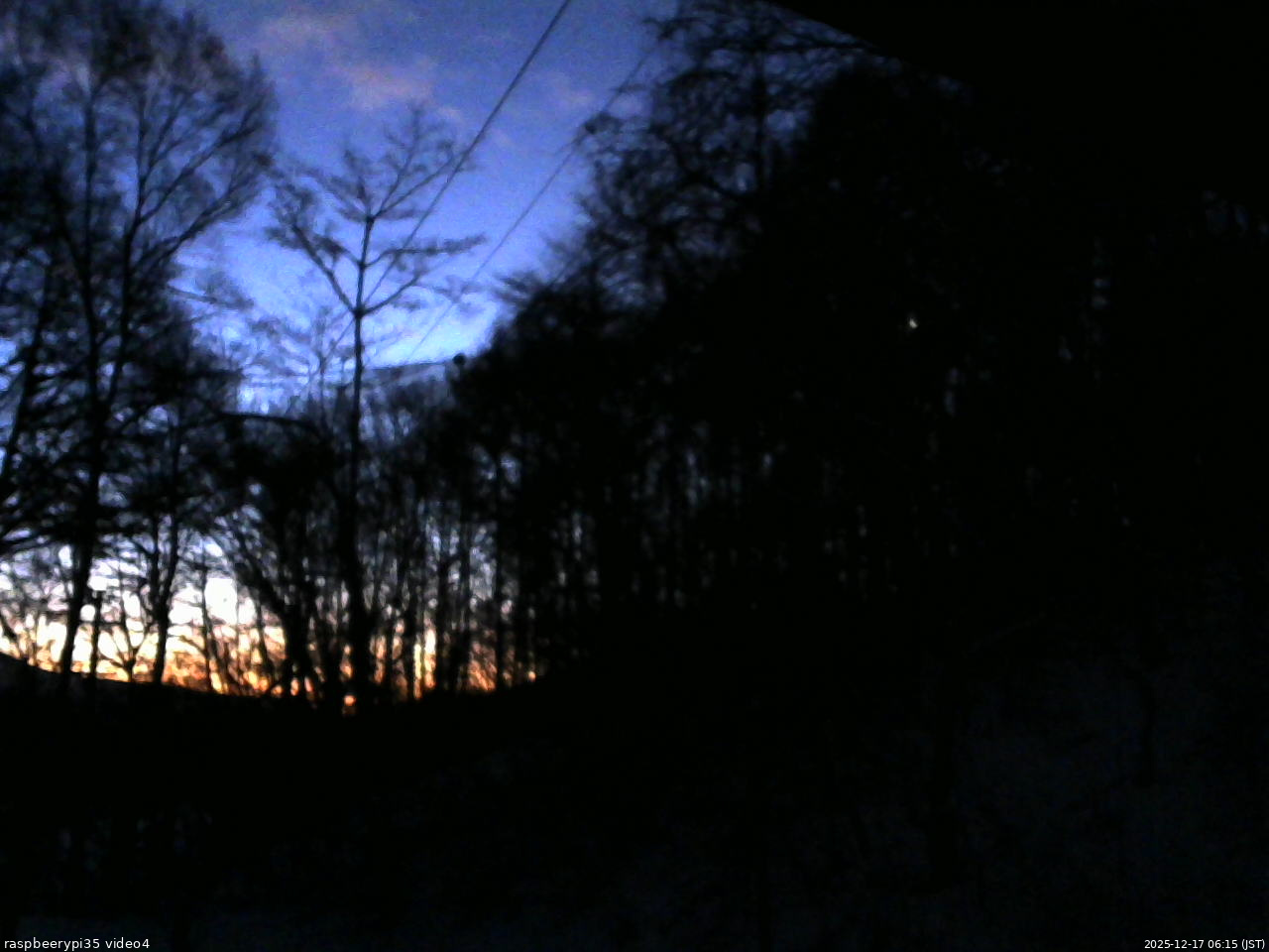 長野県菅平高原 ゆたか山荘 東側上空 2025/12/17 06:15