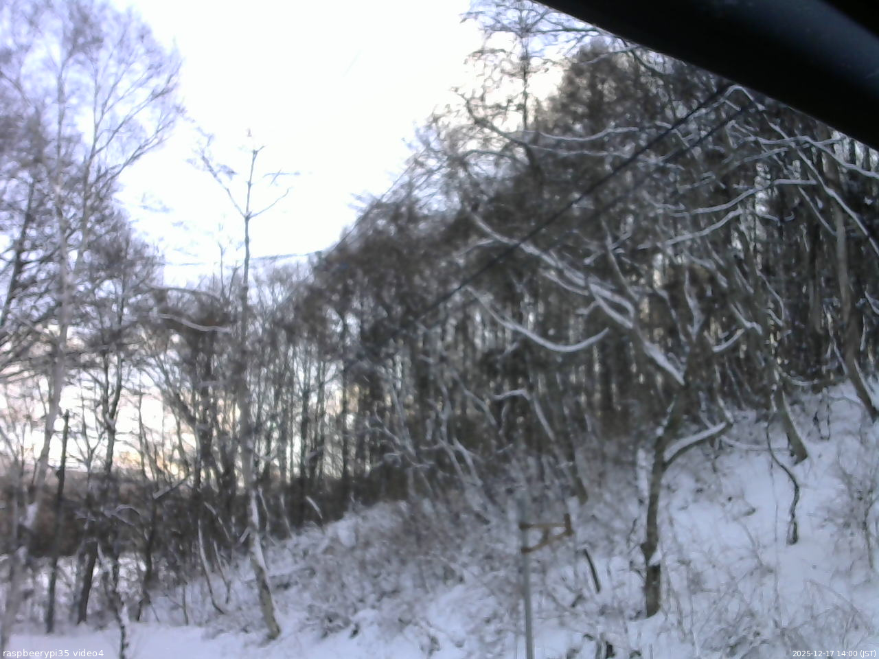 長野県菅平高原 ゆたか山荘 東側上空 2025/12/17 14:00