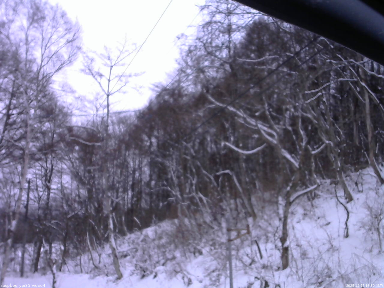 長野県菅平高原 ゆたか山荘 東側上空 2025/12/17 16:30