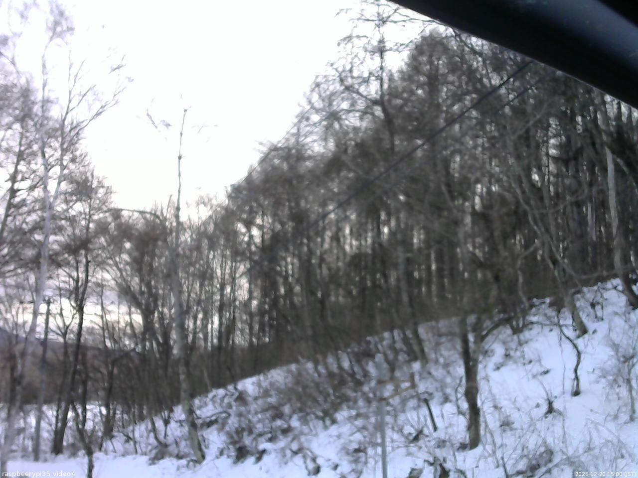 長野県菅平高原 ゆたか山荘 東側上空 2025/12/20 15:00
