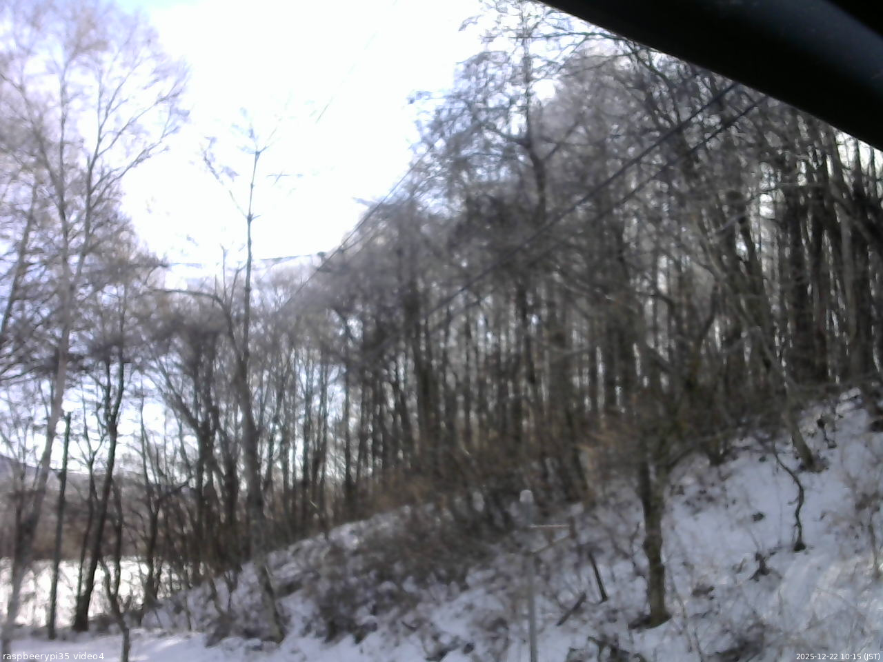 長野県菅平高原 ゆたか山荘 東側上空 2025/12/22 10:15