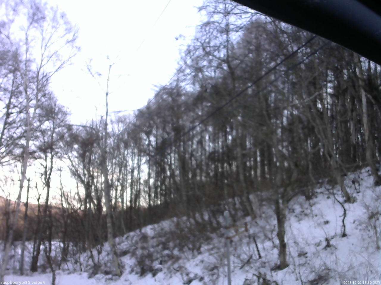 長野県菅平高原 ゆたか山荘 東側上空 2025/12/22 15:30