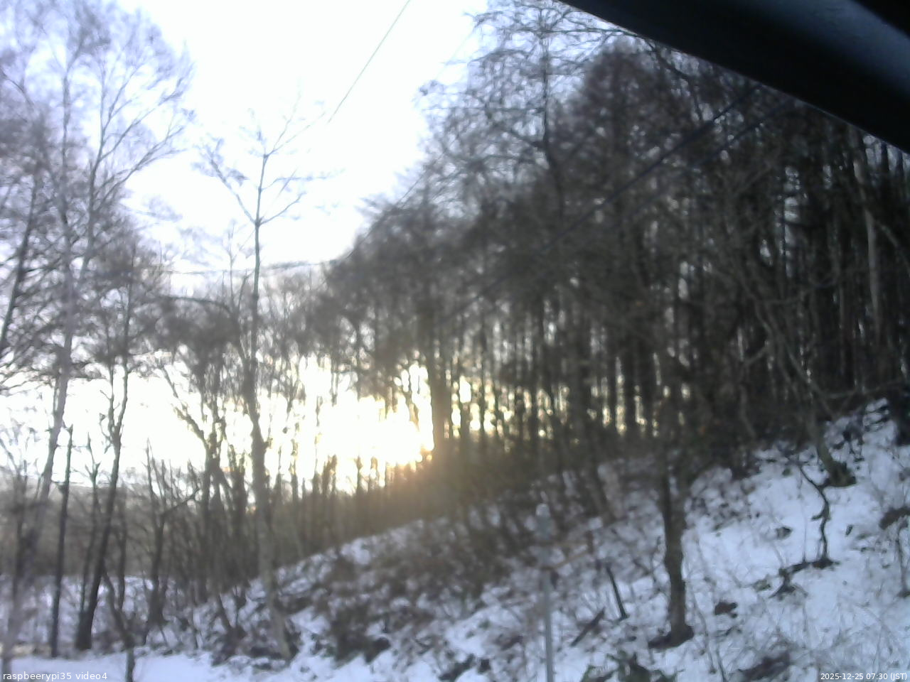 長野県菅平高原 ゆたか山荘 東側上空 2025/12/25 07:30
