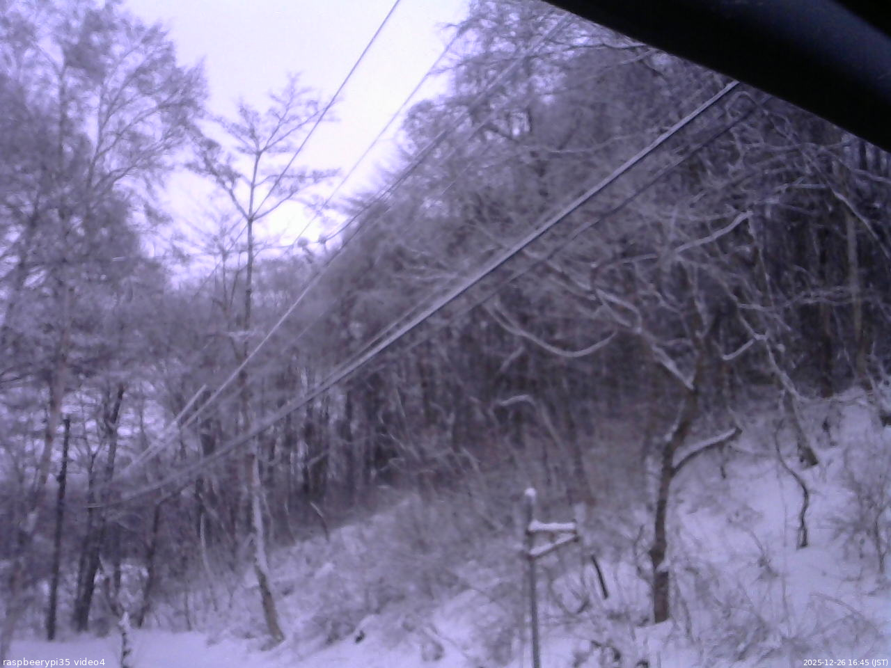 長野県菅平高原 ゆたか山荘 東側上空 2025/12/26 16:45