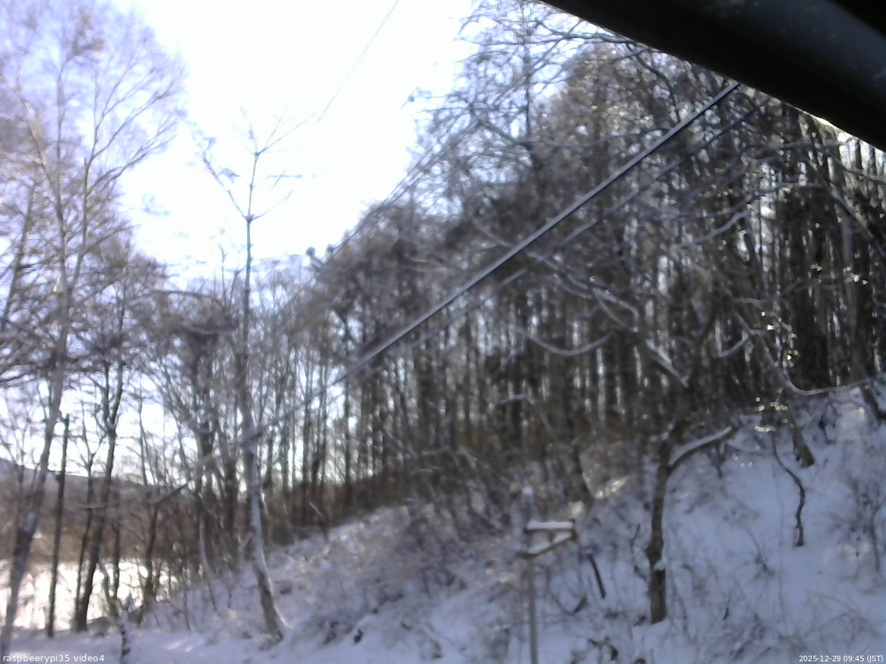 長野県菅平高原 ゆたか山荘 東側上空 2025/12/29 09:45