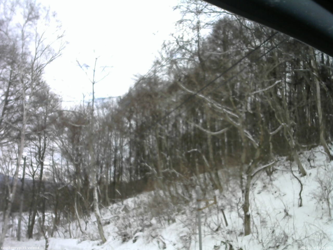 長野県菅平高原 ゆたか山荘 東側上空 2025/12/30 13:30