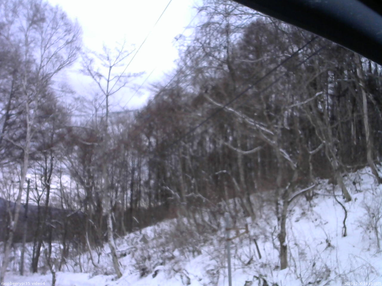長野県菅平高原 ゆたか山荘 東側上空 2025/12/30 16:45