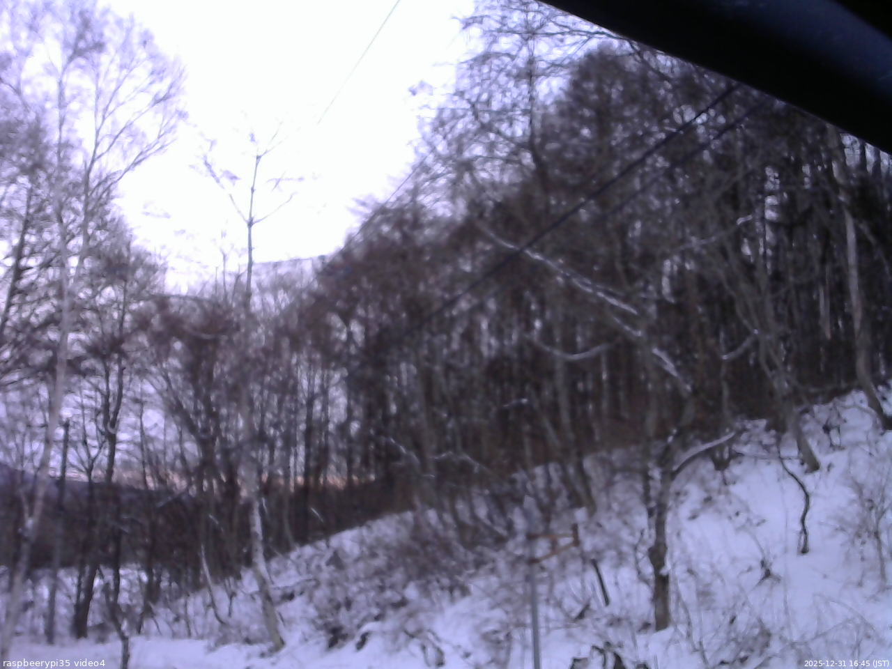 長野県菅平高原 ゆたか山荘 東側上空 2025/12/31 16:45