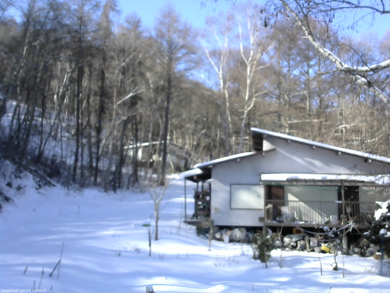 長野県菅平高原 ゆたか山荘 西側(坂上) 2026/01/01 10:45