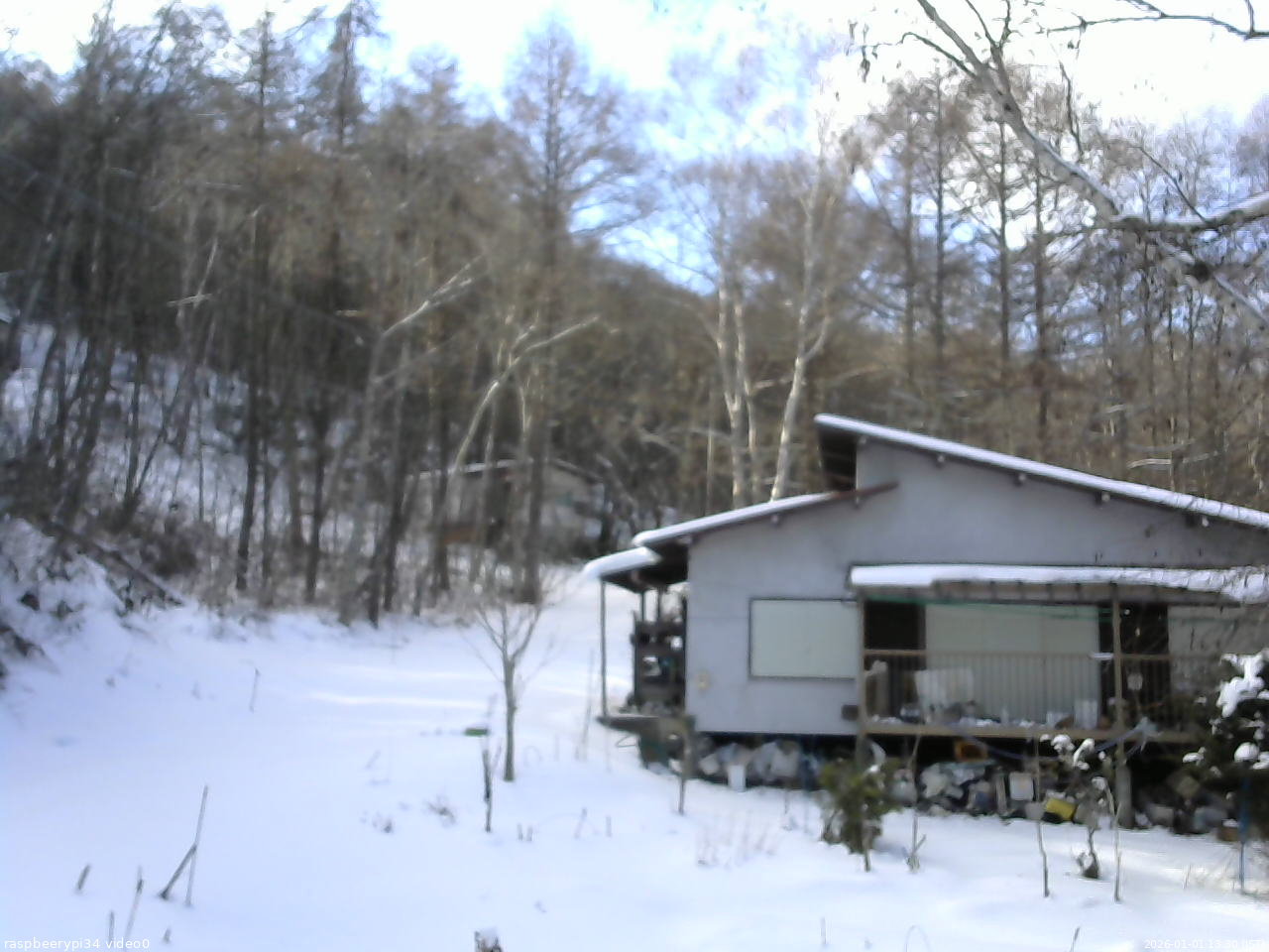 長野県菅平高原 ゆたか山荘 西側(坂上) 2026/01/01 13:30