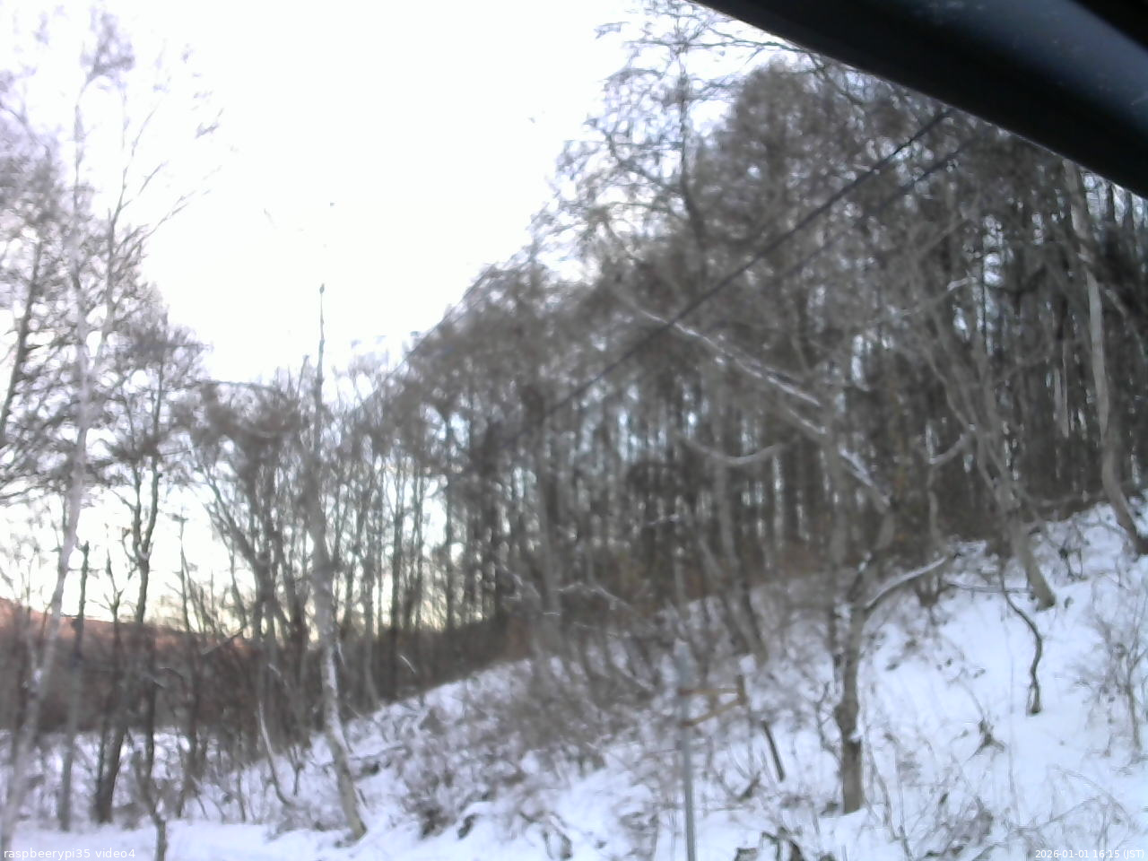 長野県菅平高原 ゆたか山荘 東側上空 2026/01/01 16:15