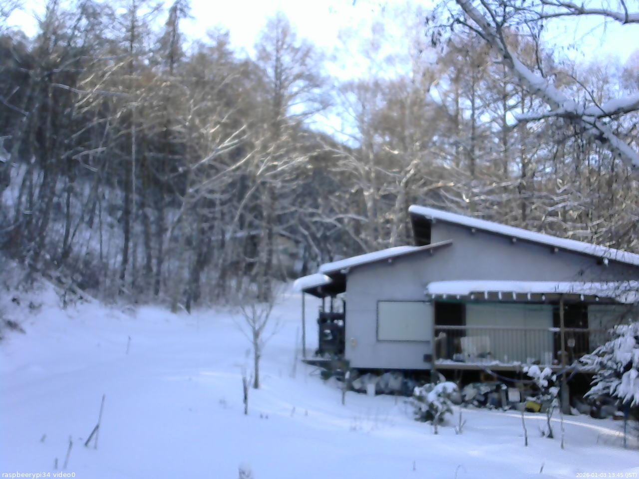 長野県菅平高原 ゆたか山荘 西側(坂上) 2026/01/03 13:45