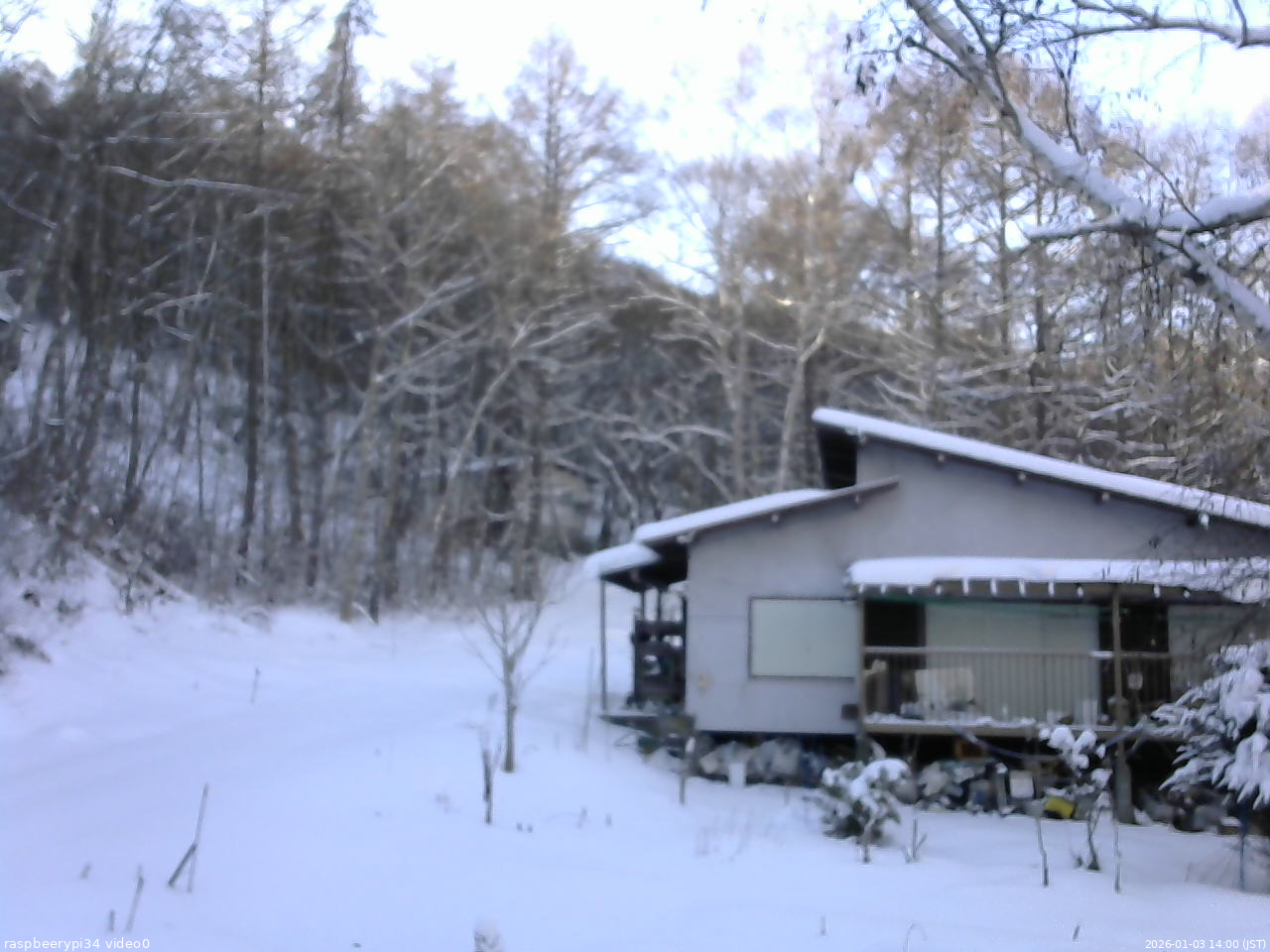 長野県菅平高原 ゆたか山荘 西側(坂上) 2026/01/03 14:00
