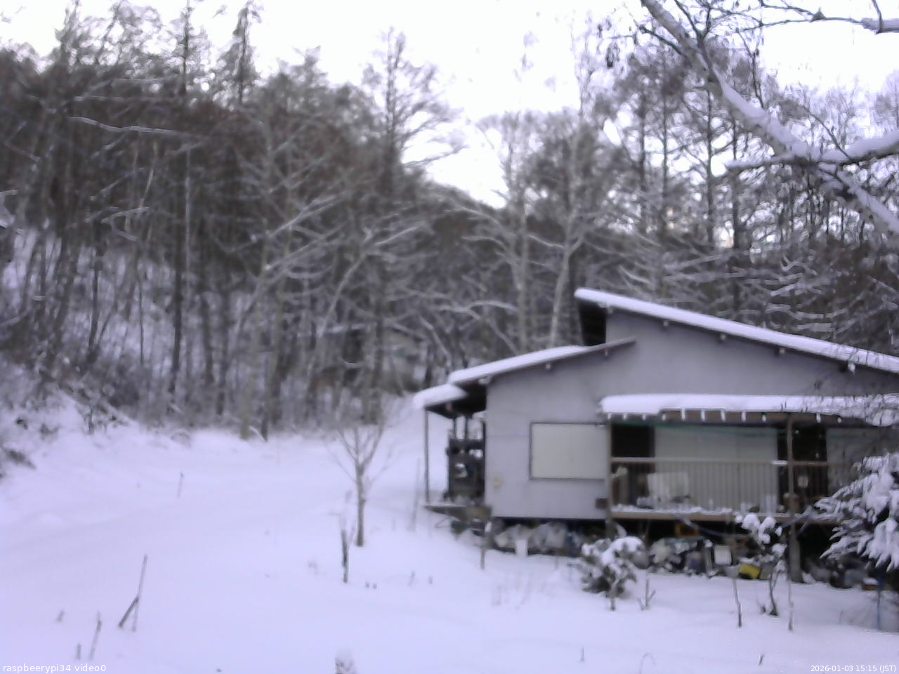 長野県菅平高原 ゆたか山荘 西側(坂上) 2026/01/03 15:15