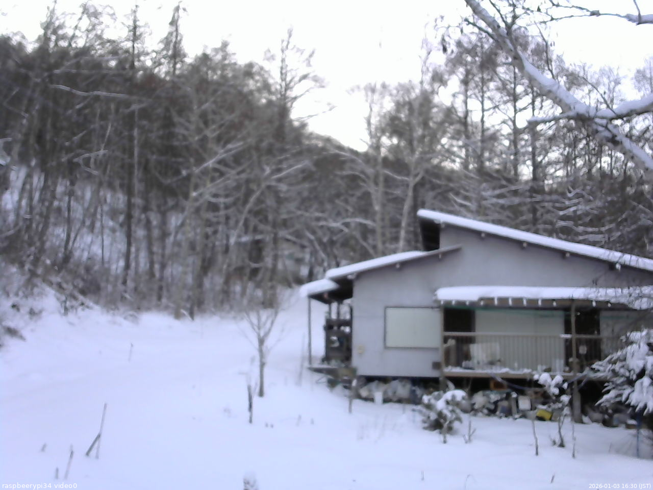 長野県菅平高原 ゆたか山荘 西側(坂上) 2026/01/03 16:30
