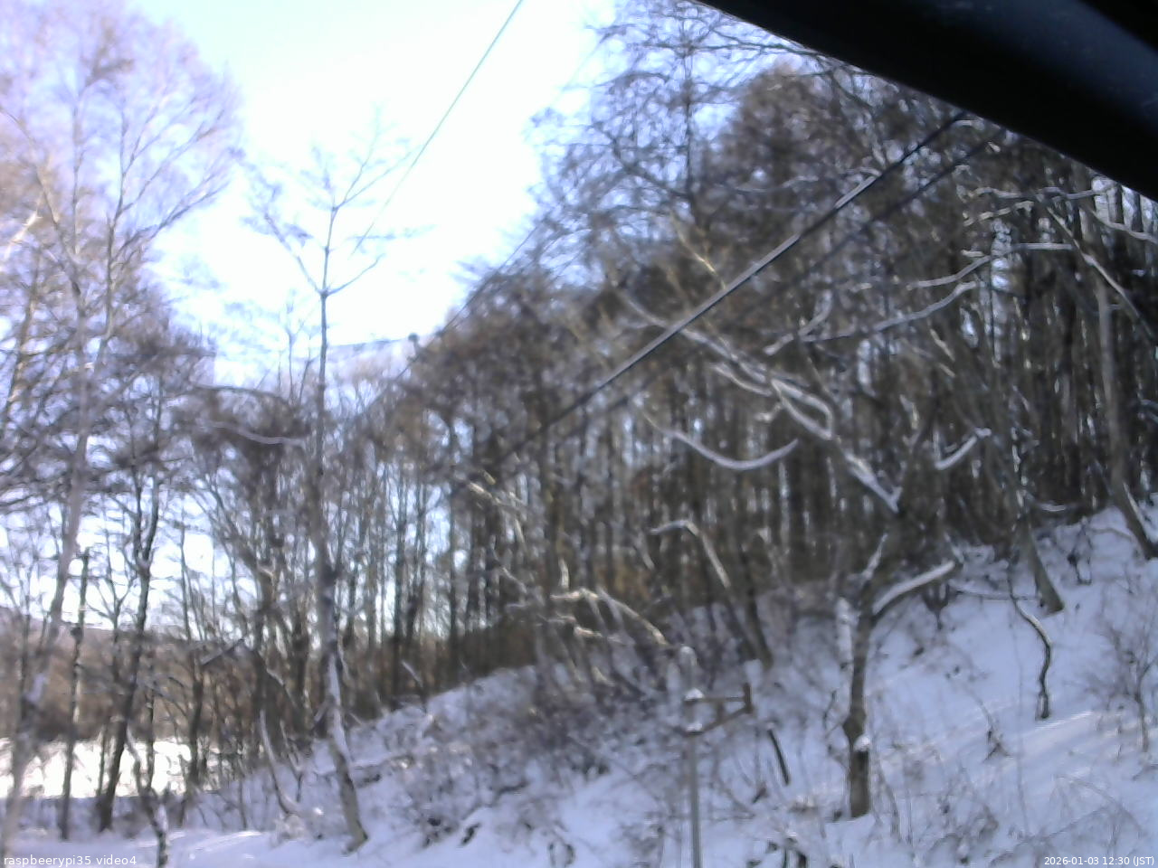 長野県菅平高原 ゆたか山荘 東側上空 2026/01/03 12:30