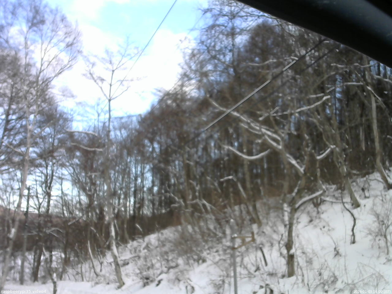 長野県菅平高原 ゆたか山荘 東側上空 2026/01/03 16:00