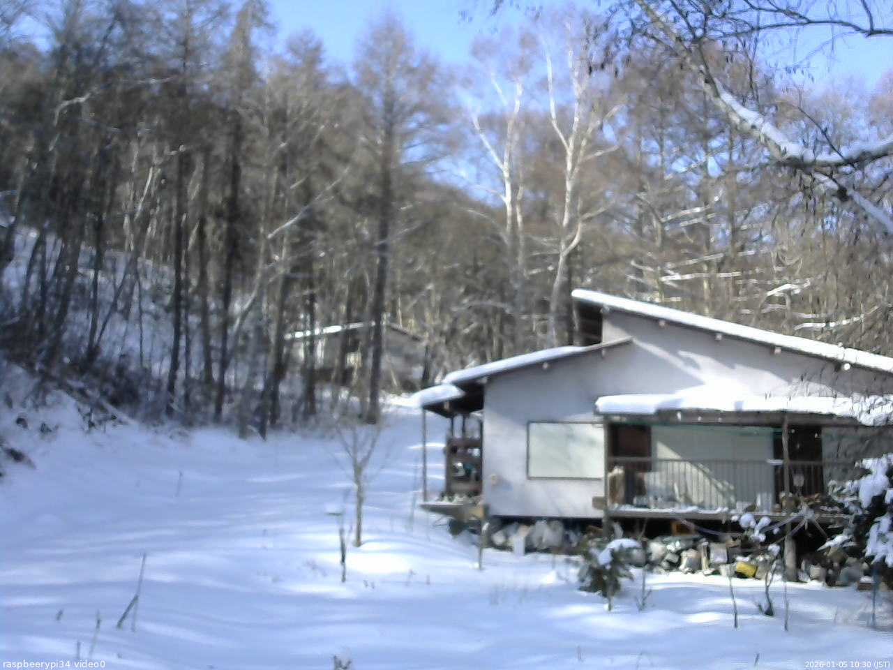 長野県菅平高原 ゆたか山荘 西側(坂上) 2026/01/05 10:30