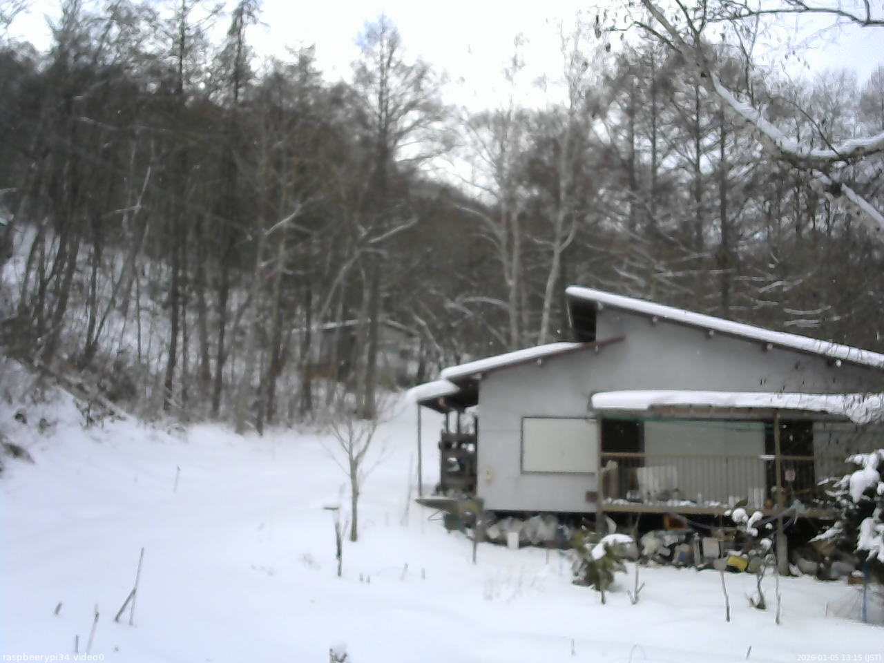 長野県菅平高原 ゆたか山荘 西側(坂上) 2026/01/05 13:15