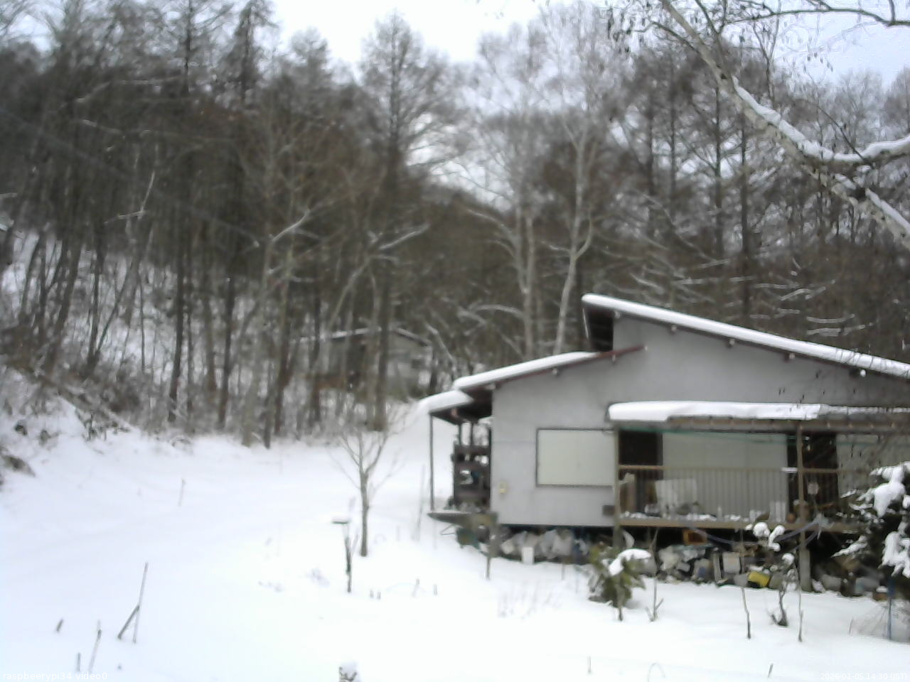 長野県菅平高原 ゆたか山荘 西側(坂上) 2026/01/05 14:30