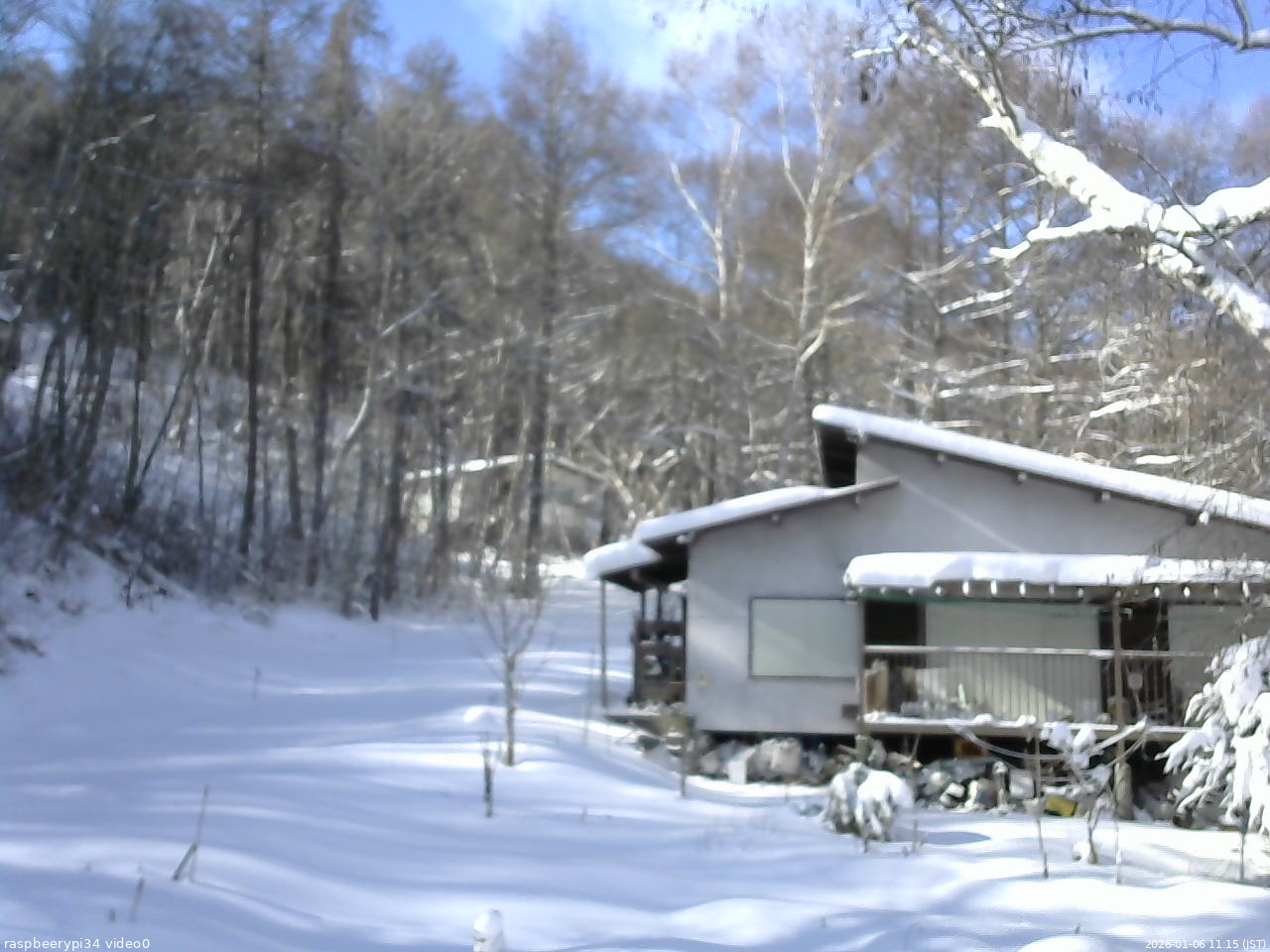長野県菅平高原 ゆたか山荘 西側(坂上) 2026/01/06 11:15