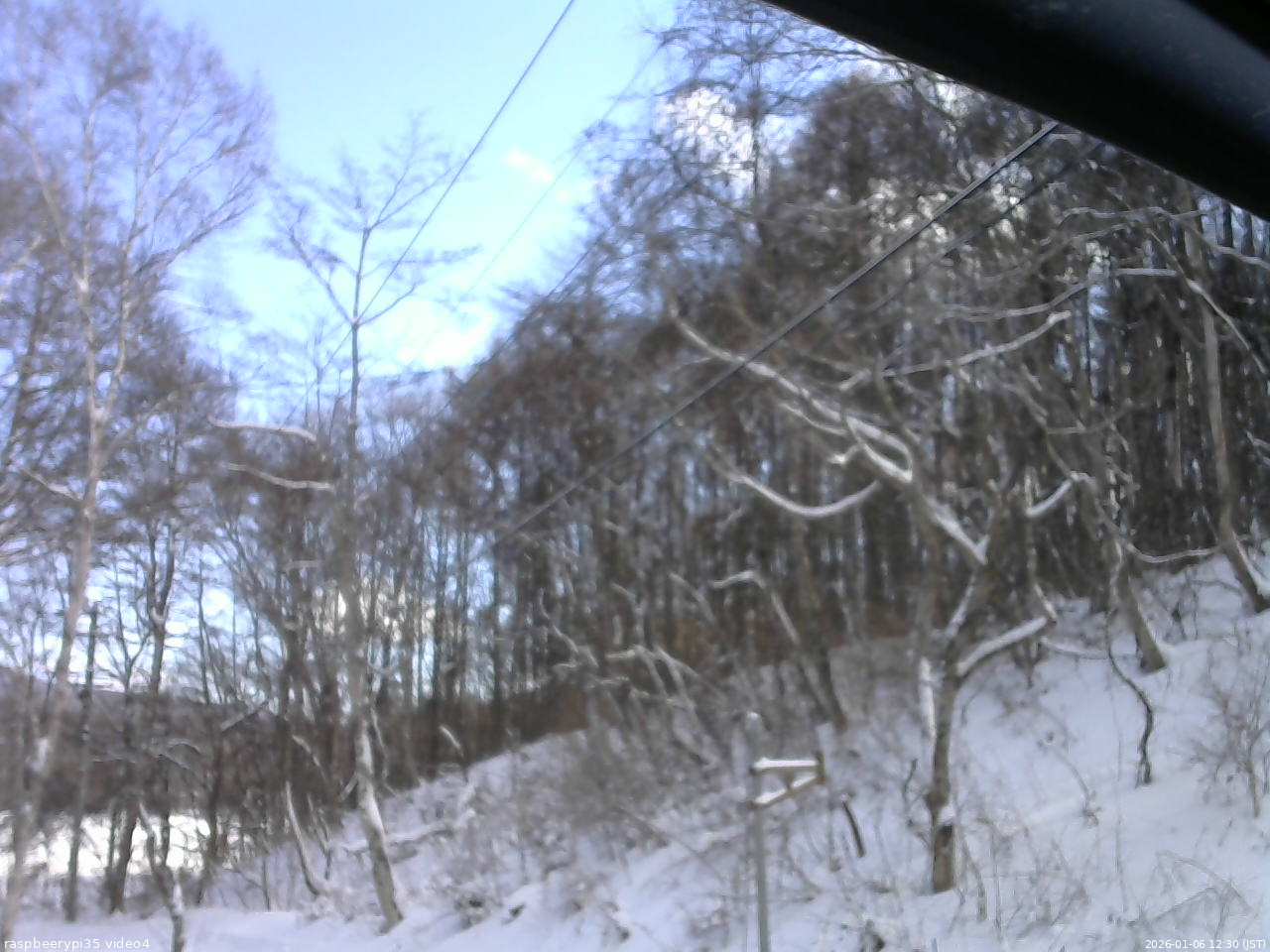 長野県菅平高原 ゆたか山荘 東側上空 2026/01/06 12:30