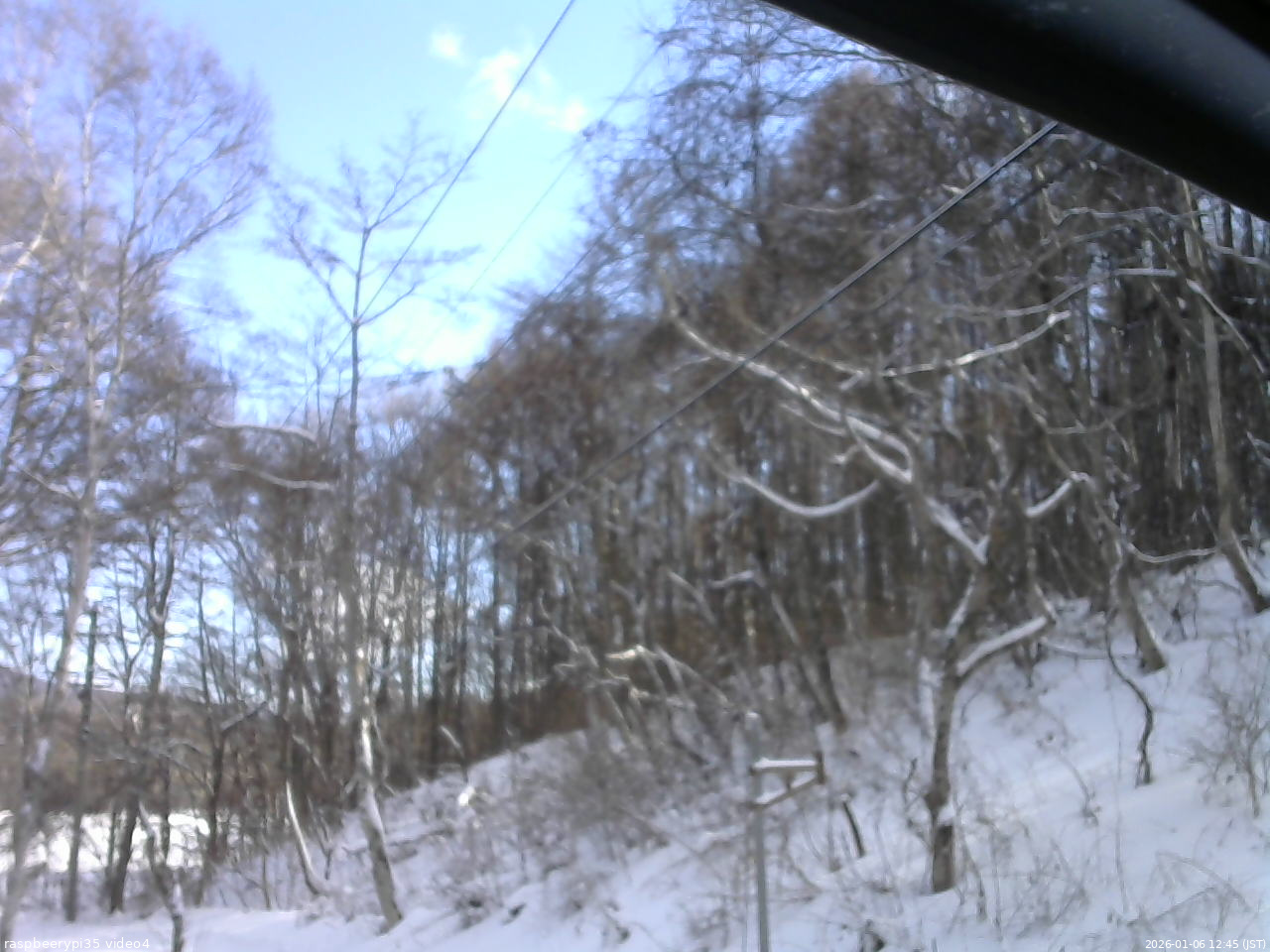 長野県菅平高原 ゆたか山荘 東側上空 2026/01/06 12:45