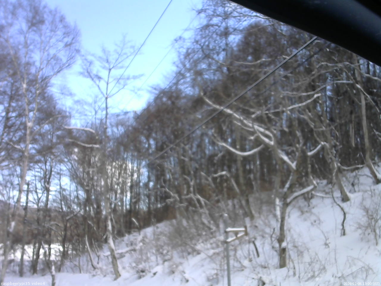 長野県菅平高原 ゆたか山荘 東側上空 2026/01/06 13:00