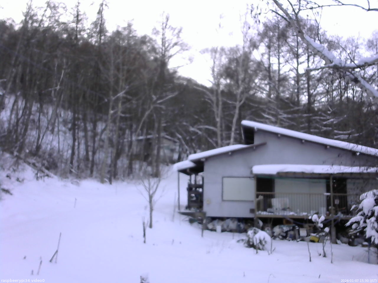 長野県菅平高原 ゆたか山荘 西側(坂上) 2026/01/07 15:30