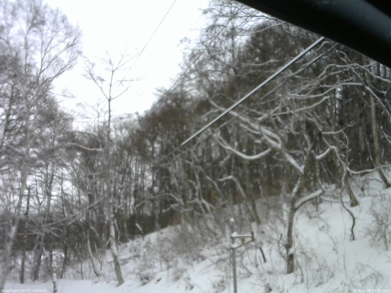 長野県菅平高原 ゆたか山荘 東側上空 2026/01/08 12:45