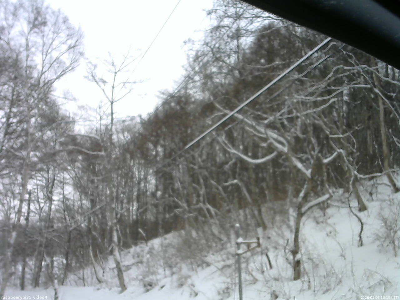 長野県菅平高原 ゆたか山荘 東側上空 2026/01/08 13:15
