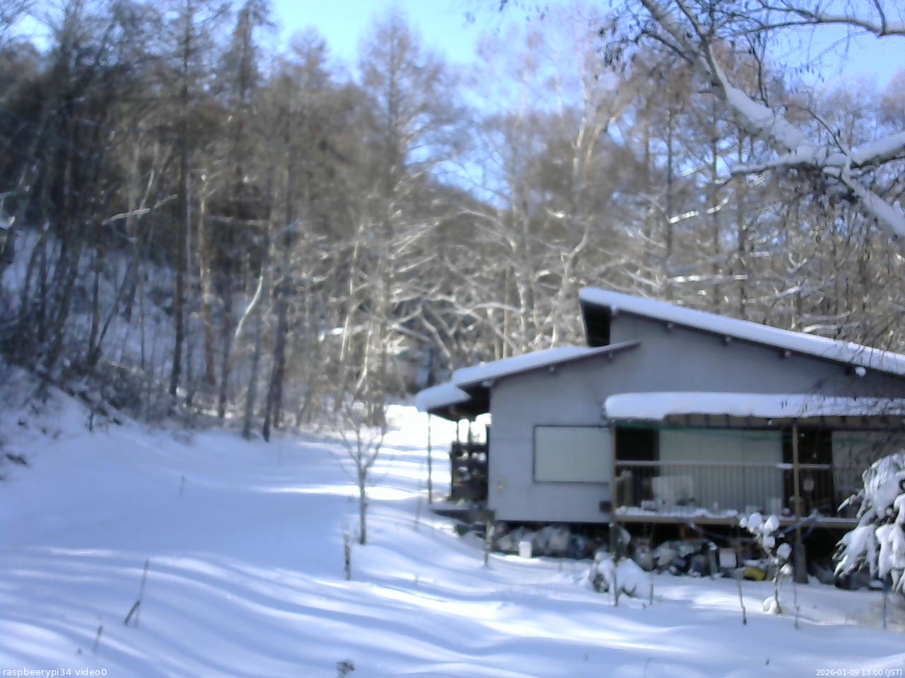 長野県菅平高原 ゆたか山荘 西側(坂上) 2026/01/09 13:00