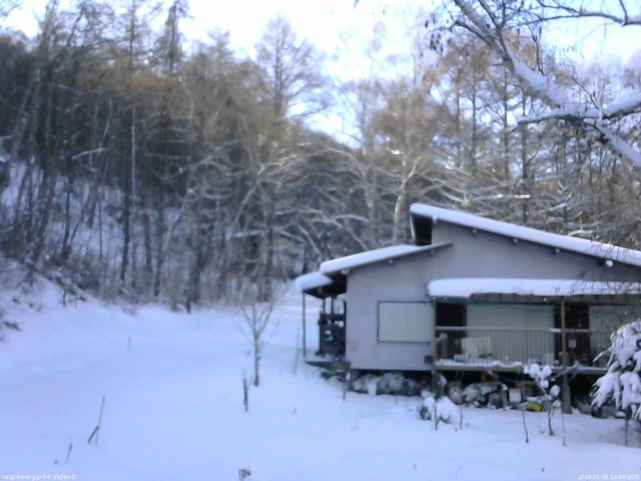 長野県菅平高原 ゆたか山荘 西側(坂上) 2026/01/09 14:00