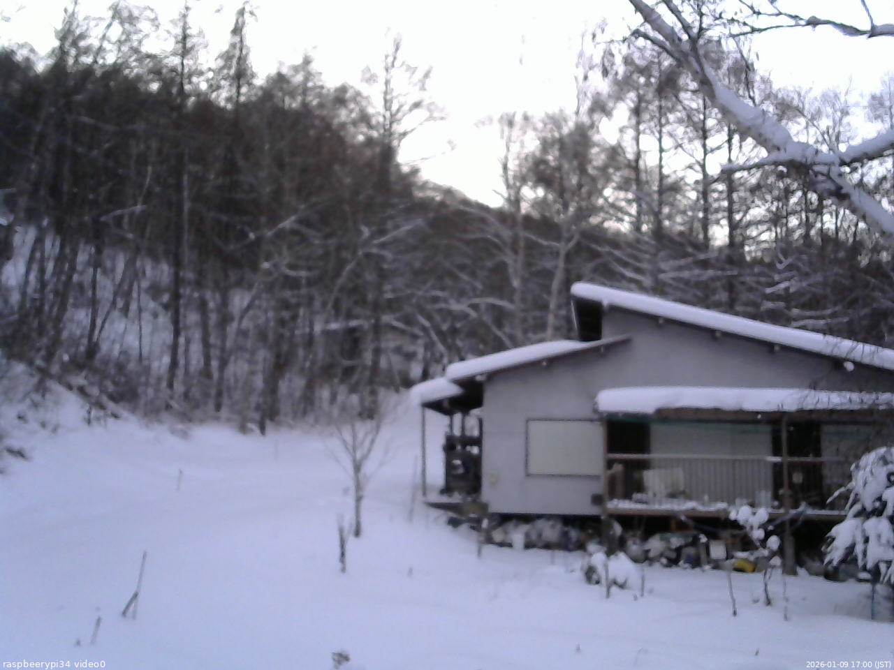 長野県菅平高原 ゆたか山荘 西側(坂上) 2026/01/09 17:00