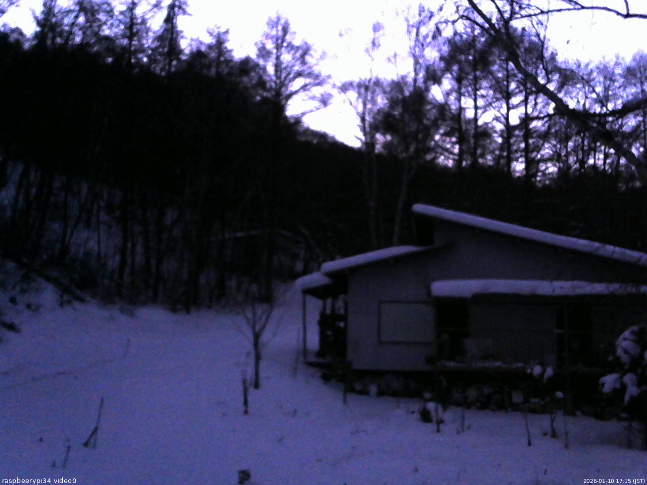 長野県菅平高原 ゆたか山荘 西側(坂上) 2026/01/10 17:15