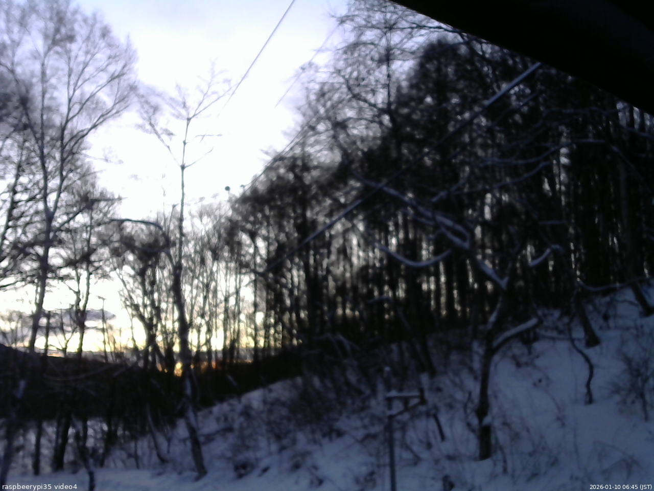 長野県菅平高原 ゆたか山荘 東側上空 2026/01/10 06:45
