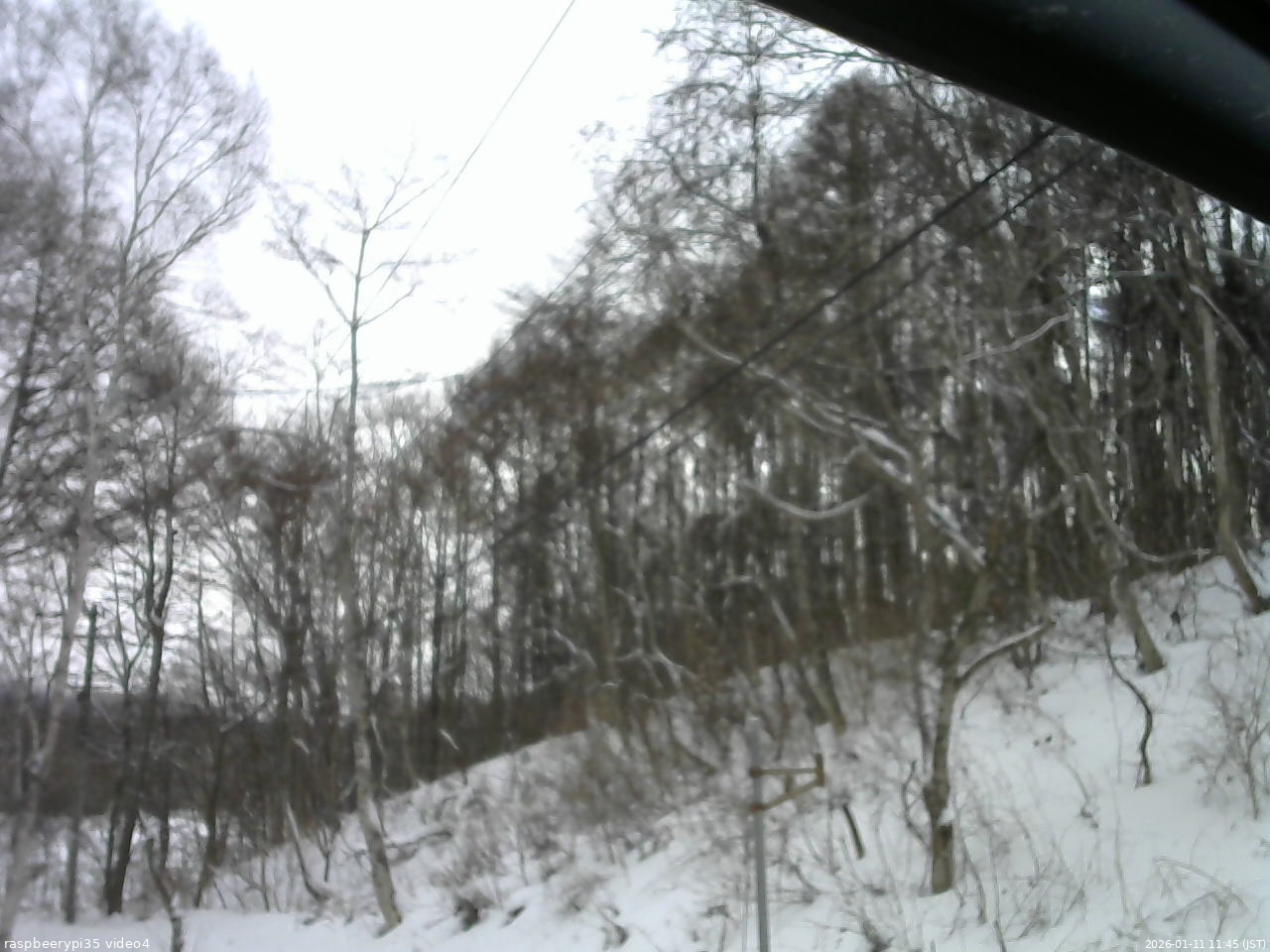 長野県菅平高原 ゆたか山荘 東側上空 2026/01/11 11:45
