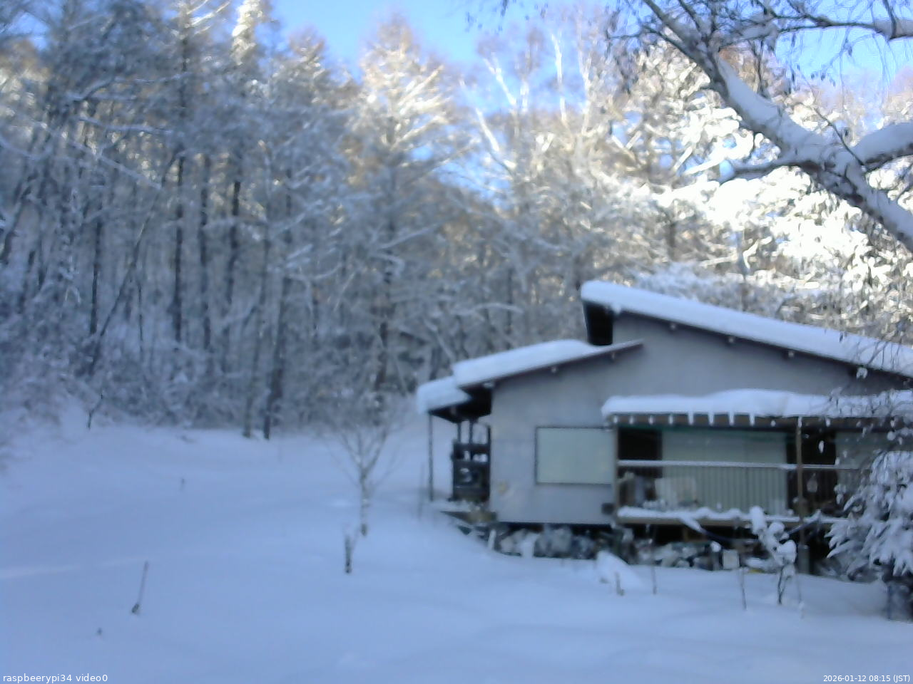 長野県菅平高原 ゆたか山荘 西側(坂上) 2026/01/12 08:15