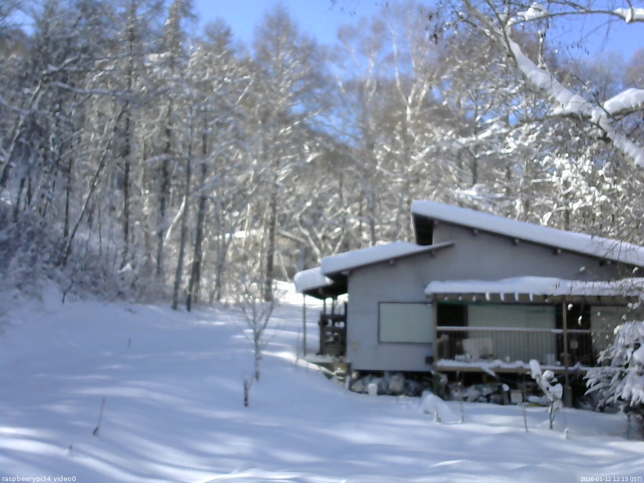 長野県菅平高原 ゆたか山荘 西側(坂上) 2026/01/12 12:15