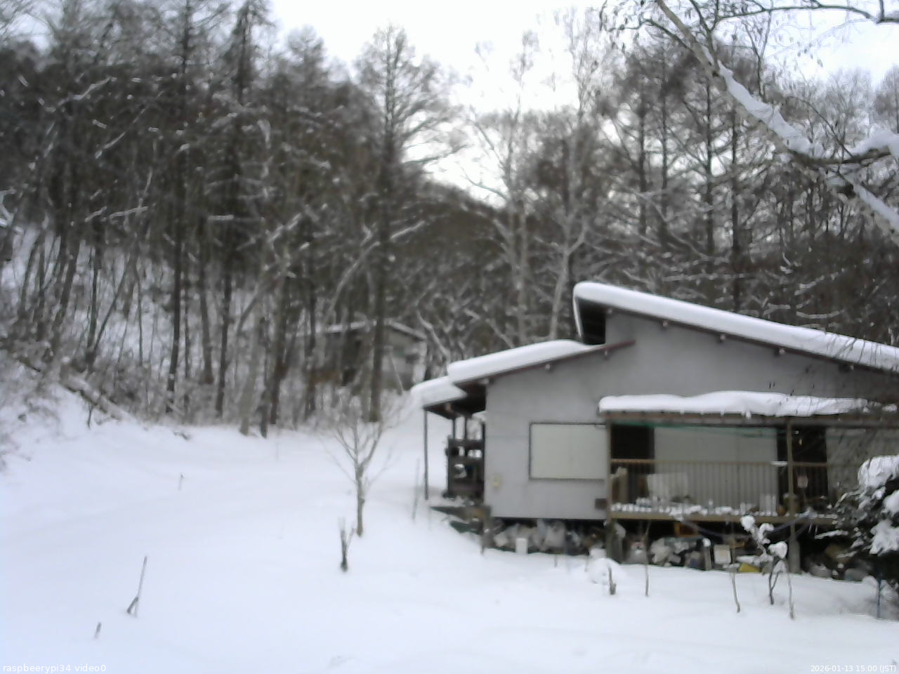 長野県菅平高原 ゆたか山荘 西側(坂上) 2026/01/13 15:00