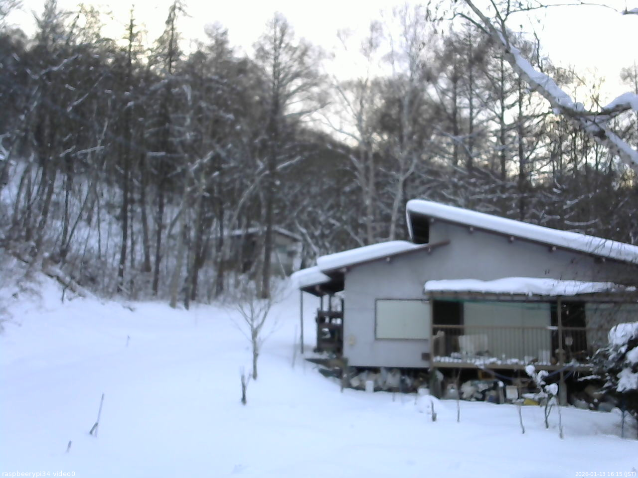 長野県菅平高原 ゆたか山荘 西側(坂上) 2026/01/13 16:15