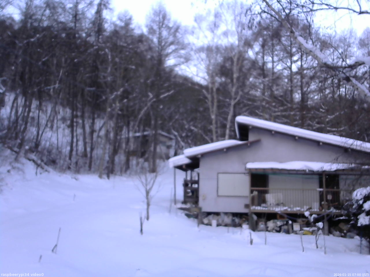 長野県菅平高原 ゆたか山荘 西側(坂上) 2026/01/15 07:00