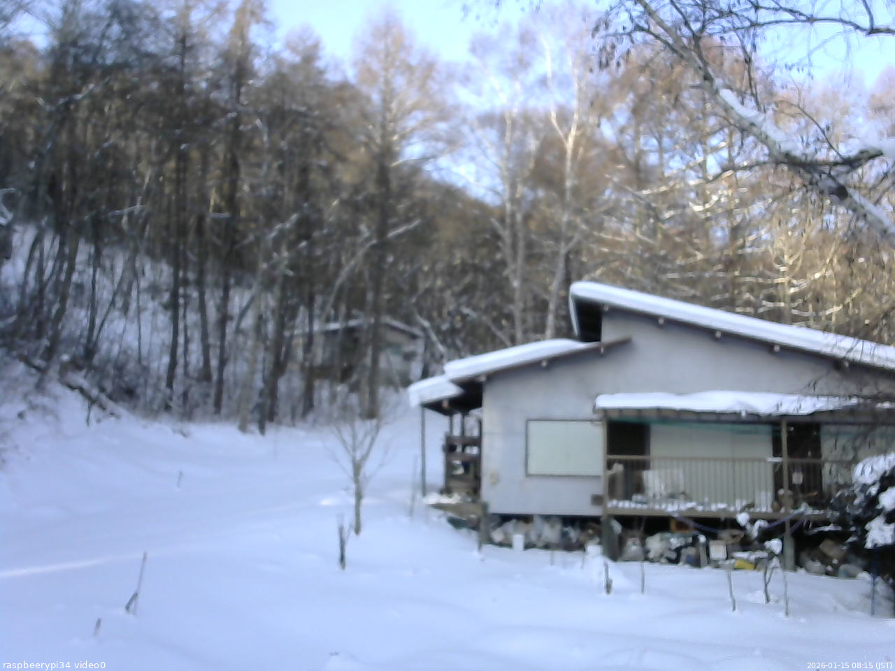 長野県菅平高原 ゆたか山荘 西側(坂上) 2026/01/15 08:15