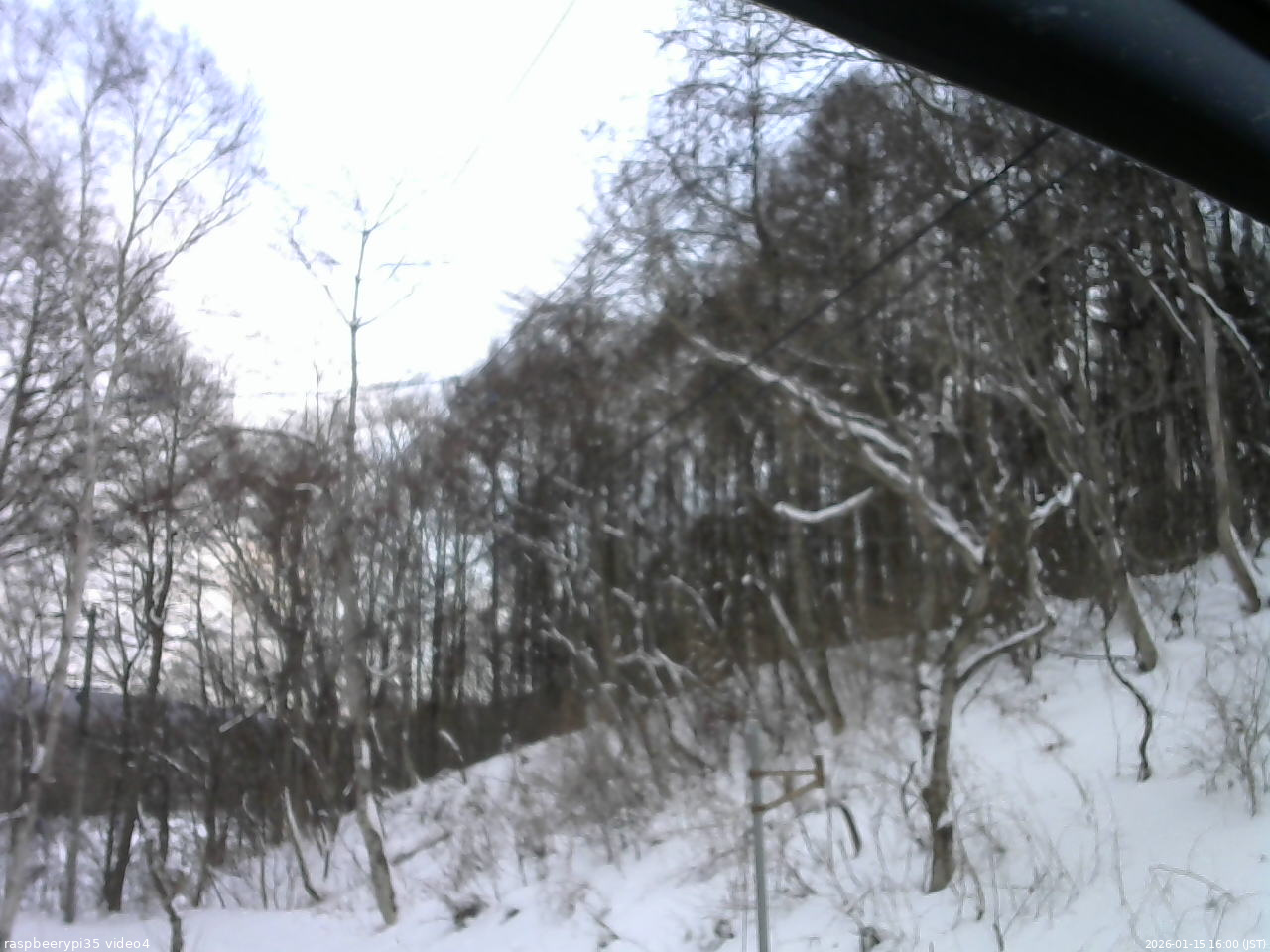 長野県菅平高原 ゆたか山荘 東側上空 2026/01/15 16:00