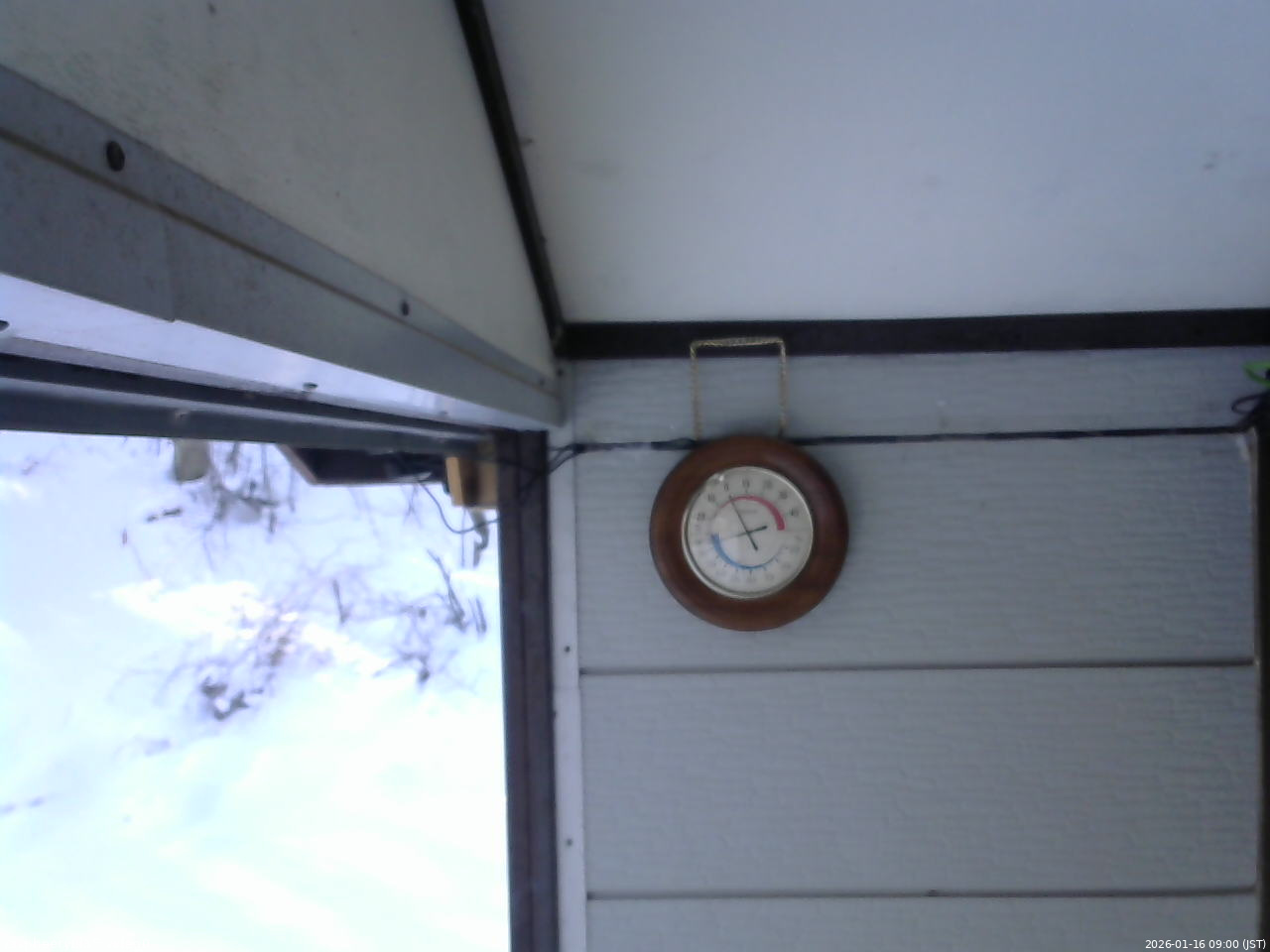 長野県菅平高原 ゆたか山荘 温度計 2026/01/16 09:00