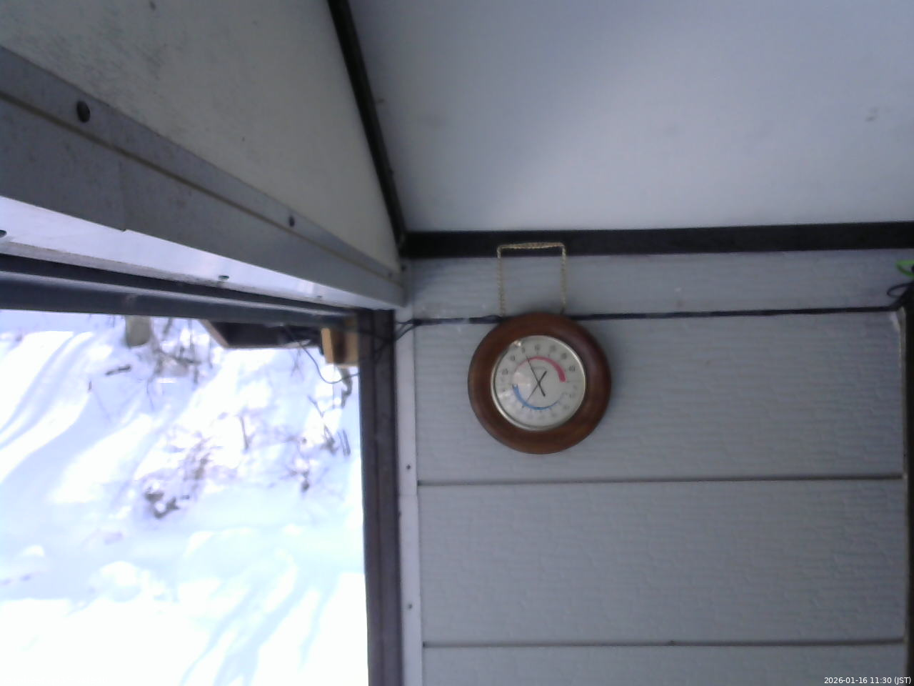 長野県菅平高原 ゆたか山荘 温度計 2026/01/16 11:30
